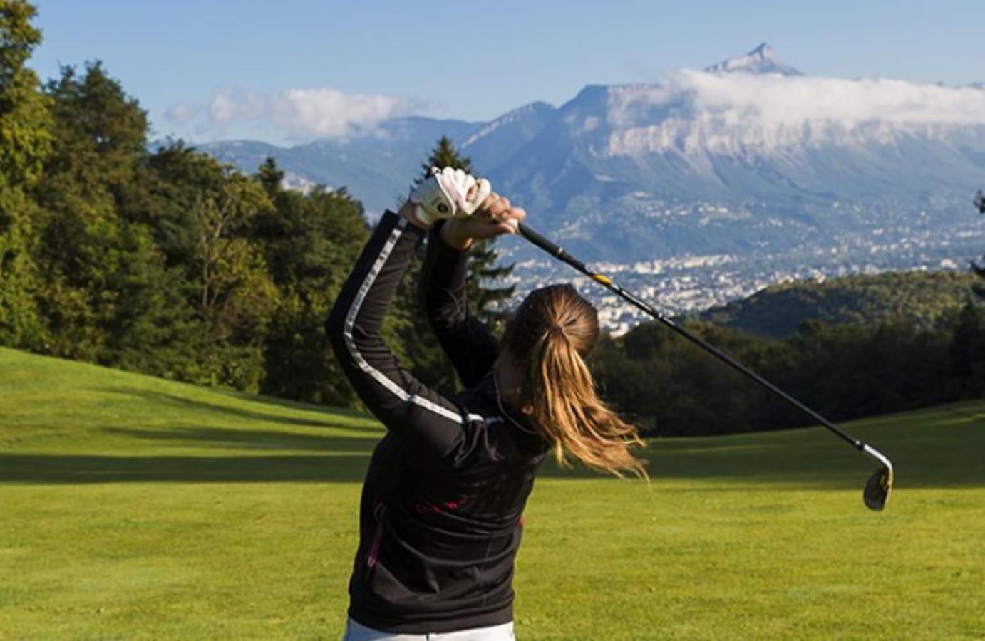 Le T2 Douillet D'Uriage - Residence Le Louvre - Cure Thermale Uriage- Proche Chamrousse - Jusqu'A 3 Personnes - Region Agreable En Toute Saison Vaulnaveys-le-Haut المظهر الخارجي الصورة